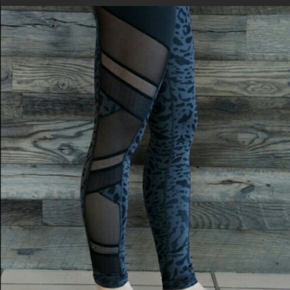 Size 2 Lululemon Just Breathe leggings